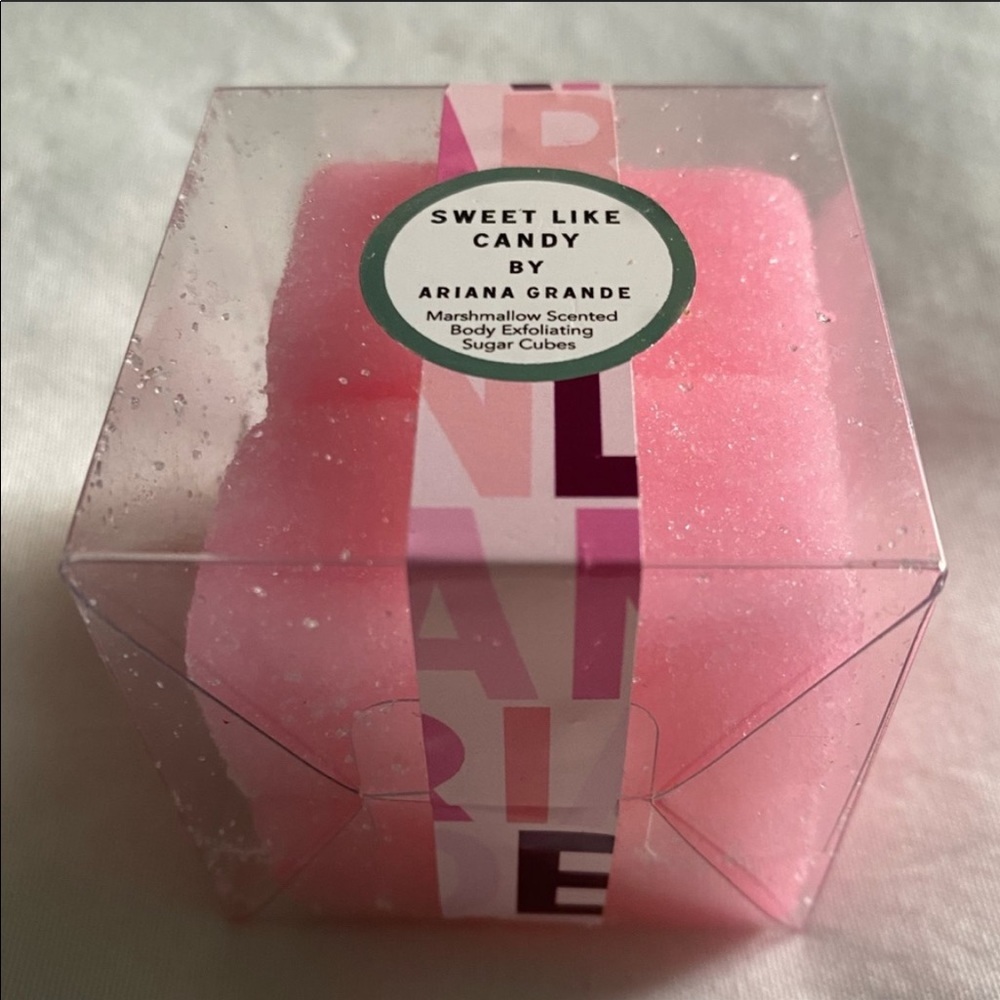 1 pcs ariana grande body exfoliating sugar cube - Picture 1 of 1